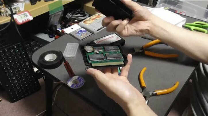 お宝を復活させよう!セーブできなくなったファミコンカセットの電池交換方法解説動画