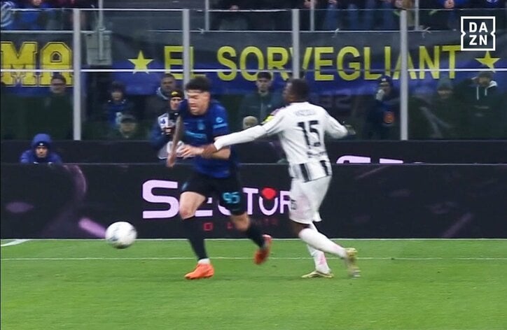 この直後にバストーニはシミュレーションで飛ぶ…