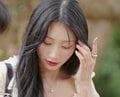 美脚あらわ！モテモテの紅白出場美人アーティスト、美しいデートファッションに男性が虜に
