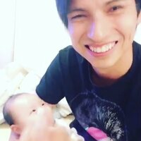 アレク、愛息がB'zの『LOVE PHANTOM』にハマる　アレクのイクメンっぷりも話題に