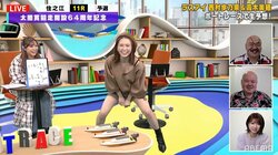 手で押さえるから余計に… ラスアイ西村歩乃果のセクシー四股に共演者もドキドキ