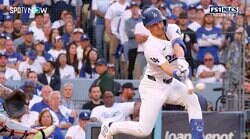 こんなカーショー見たことない！ ド軍の“MVP”4番、執念の逆転打に大絶叫…カメラが捉えたド軍ナイン歓喜の一部始終