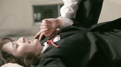 弄んだ同級生から恨みを買い、ナイフで刺されるも全て計算…JK礼香が怖すぎ『L 礼香の真実』