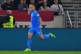 ｢本当にW杯で見たかった｣!! イタリア代表がハンガリーに快勝でファイナル4進出! ｢圧巻2ゴール｣が話題で、 ｢これでW杯出れないのは辛い｣の声