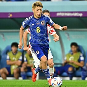 「90分間ボールを保持して勝ちたい」堂安律が目ざす戦い方とは。“苦い記憶”にも言及「本田さんを先頭に理想を求めて…」【W杯】