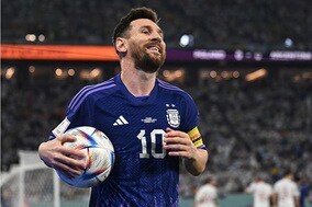 【W杯】「これPKなの？」　メッシのPK判定に疑問の声噴出「こんなんで…」「かわいそすぎる」