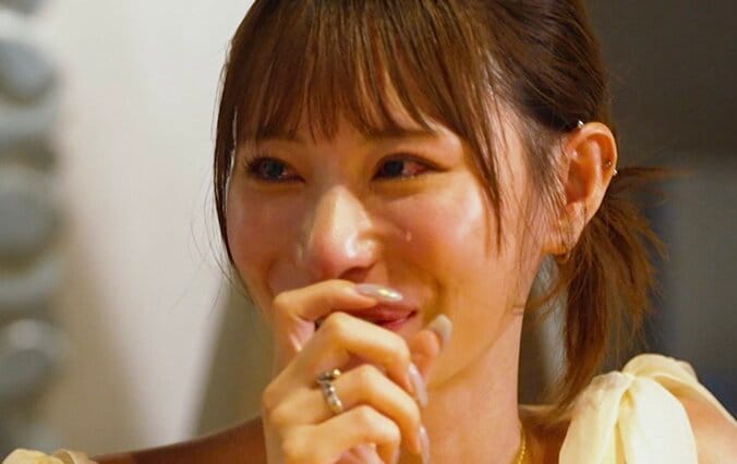 【写真・画像】 “整形総額1000万円”の28歳美女「やっぱ舐めてた？」浮気性男の告白に号泣　1枚目