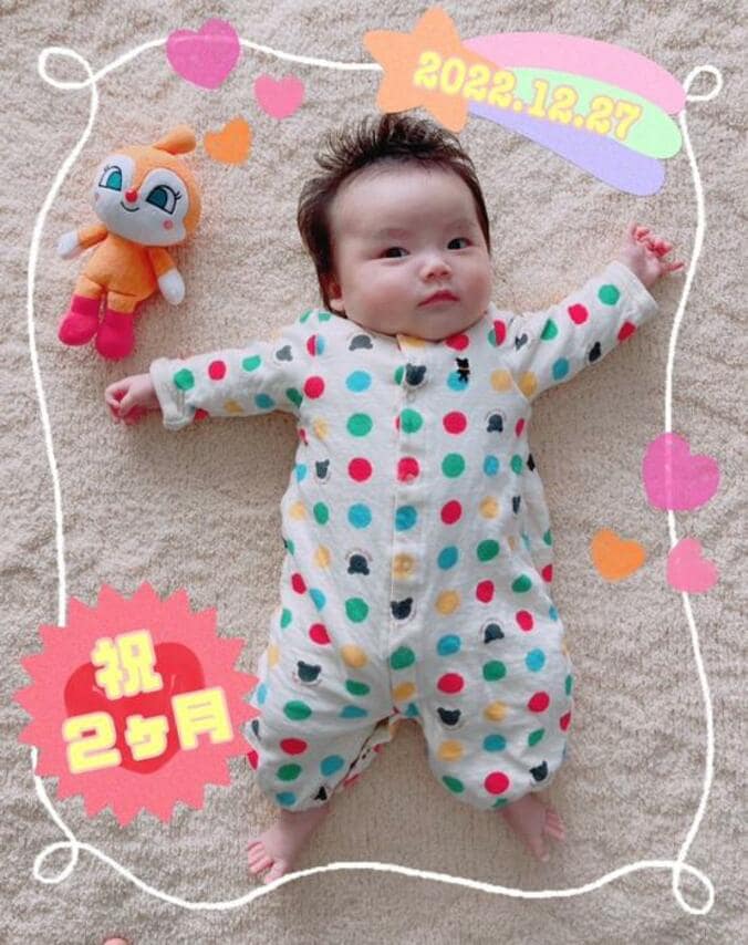  ニッチェ・江上、生後2か月を迎えた娘に「早いですね」「可愛すぎ」の声  1枚目