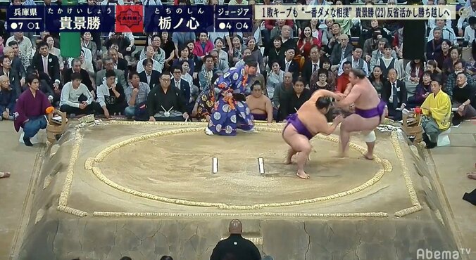 勝ち越し一番乗り！　貴景勝、大関・栃ノ心を“衝撃”の押し倒しで体に触れさせず　ファン「貴乃花が泣いている！」 1枚目