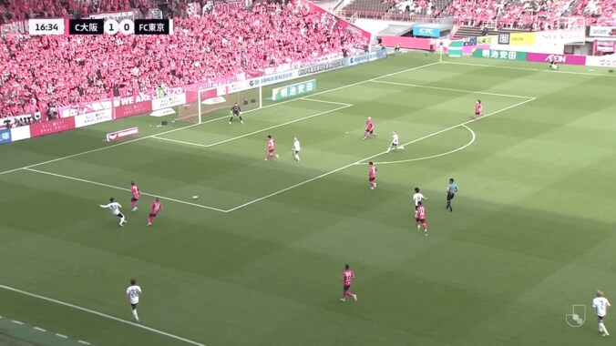 驚愕！15歳Ｊリーガーの“実質アシスト”が「えっぐい」「恐ろしすぎる」J1最年少スタメン北原槙がPK誘発パスを通した瞬間「FC東京で1番上手い」 5枚目