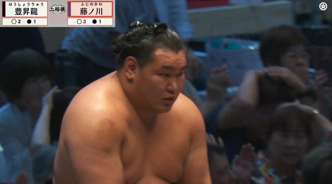 「つまみ出せ」「危ないだろ」藤ノ川、殊勲の金星に水を差す“残念な行為”に憤りの声 4枚目