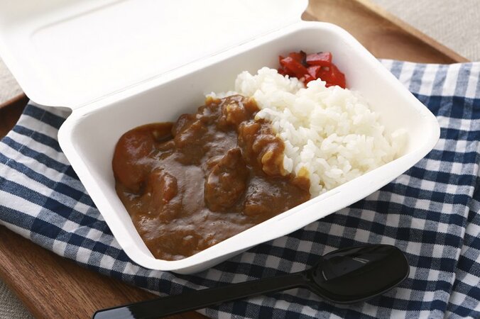 横浜DeNAの選手寮カレーが小学校で食べられる！　「青星寮カレー」レシピ提供開始 1枚目