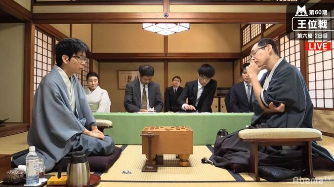 初防衛へ2時間32分の大長考　豊島将之王位の封じ手から対局再開／将棋・王位戦七番勝負 1枚目