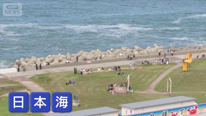 日本海が目の前の道の駅