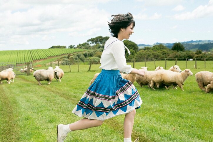 「出発の日、朝から7km走っちゃいました」けやき坂46渡邉美穂、初めてづくしの写真集は”307点”