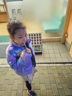  小原正子、娘が目の痛みを訴え慌てて眼科に連れて行った結果を報告「夜でも診察してくれる眼科を探して」 