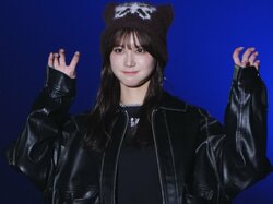 めるる、ヘソだしコーデに「国民的美貌」「かわいさの破壊力半端ない」“ガオー”と決めポーズにファン一撃ノックアウト