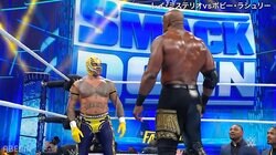 「はっや」168cmの軽量級レスラーがヘビー級相手に“超速ムーブ”で翻弄 「華麗ですな」会場も大興奮