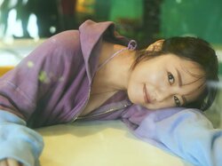 “グラビアレジェンド”磯山さやかデビュー25周年写真集 5大付録付きの「豪華版」も発売決定 先行カット公開