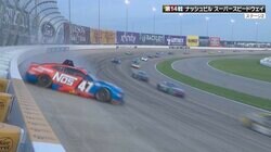 「オー！メン…」突如グリップを失いウォールへ激突！現地実況も絶句したナスカーの衝撃クラッシュにX騒然「レース後に弓を射ることになる」