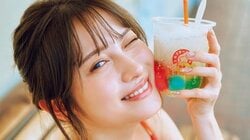 桃月なしこの20代ラストショット “最後の夏休み”テーマにエモーショナルなグラビア 『ヤンマガ』表紙＆巻頭登場