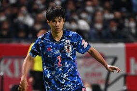 長友躍動の右サイドバック、“本職”山根はメンバー入りに向け「ポジションにこだわりはある」