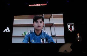 久保建英、新ユニフォームに「アウェイは威圧感があって勝てそう」、W杯へ決意新た「20ゴールに絡めれば」