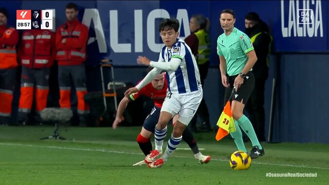 【映像】久保建英を狙って、強烈体当たりでぶっ飛ばした決定的瞬間