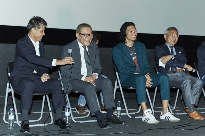 韓国でも鳴り止まぬ大きな拍手！『かぞくいろ』釜山国際映画祭でのワールドプレミアに國村隼らが登場 3枚目