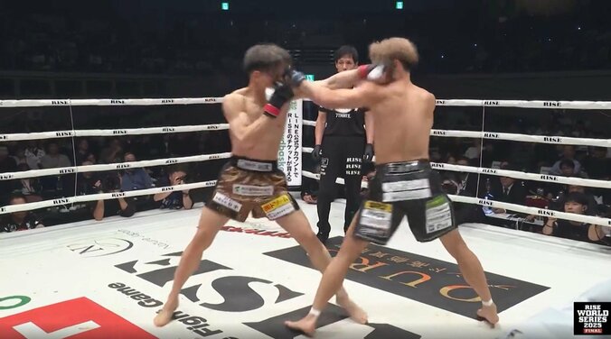 見えない左ジャブ