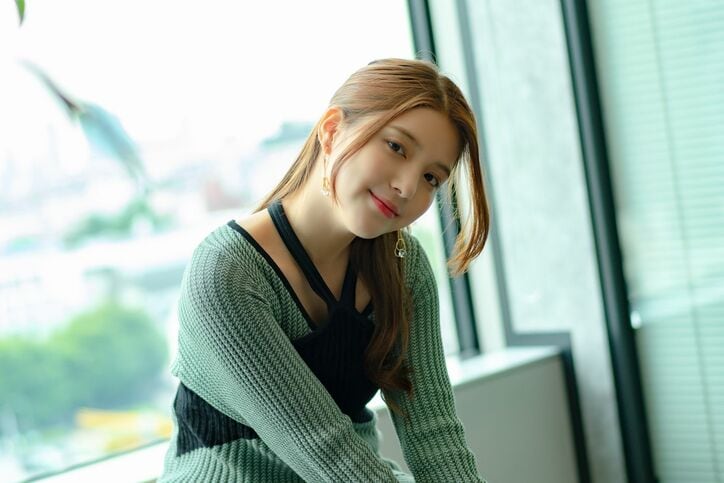 川島海荷「親に言えない隠し事をしていた時期もありました」舞台『きっとこれもリハーサル』演じる長女役に共感