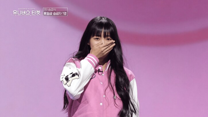 【写真・画像】不安で押しつぶされそうに…フィリピン出身のかわいすぎる14歳人気子役、異例のレベルアップに号泣、声を震わせ英語でスピーチ　3枚目