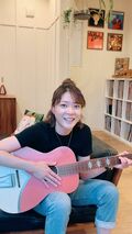 上野樹里のギター弾き語り動画に「歌声好きです」「癒されました～」とファン絶賛