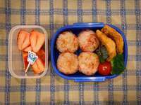 保田圭『フグの唐揚げ』