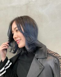 松井珠理奈、自身初となる“ブルーヘアー”ショットを公開し「めっちゃいい色」「格好良いし可愛い」とファン絶賛
