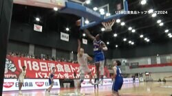 豪快ワンハンドダンクからNBA級のスーパーブロック！たった“16秒間”で見せた攻守のスーパープレー「最近の高校生で一番力強いダンク」