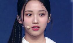 格下チームから一気に昇格！大きな瞳が印象的なかわいすぎる15歳練習生「センターじゃない時もうまい！」目を引くパフォーマンスに審査員が唸る