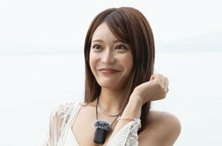 みちょぱの親友・白ビキニ姿のギャルに犬飼貴丈が熱視線「ギャルいいな」