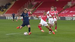 嘘だろ？伊東純也のスピードが「えぐい速過ぎる」中村敬斗のボール奪取→伊東フルスプリントの超高速カウンター発動！