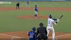 息してる…？ 大谷翔平、特大アーチを打った瞬間に“異変”が起きた…！？ 相手投手の“リアクション”が話題に「動かないw」「無慈悲すぎるな」