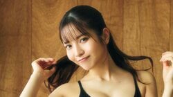 タレント兼プロデューサー・黒嵜菜々子、すらりと長い手足が映える水着姿 『FLASH』アンコール掲載
