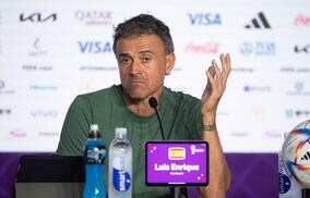 「パニックに陥った」悪夢の5分間を語るスペイン指揮官、日本代表については「失うものがないときは飛行機のように空を飛ぶ」