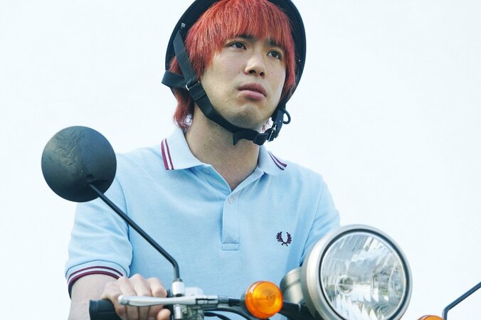 スクールカーストの頂点に君臨する成田凌、そしてそれを眺める「私」…エモさ爆発『ここは退屈迎えに来て』場面写真解禁 5枚目