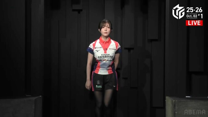 ウエストもキュッ！高宮のスタイルが映えるユニフォーム姿