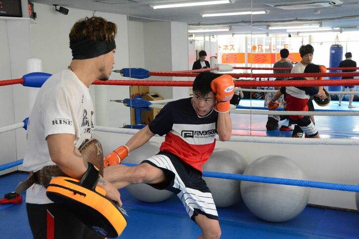 「開始10秒で倒すかも」「どんどん期待して」“神童”那須川天心、ホームに帰還