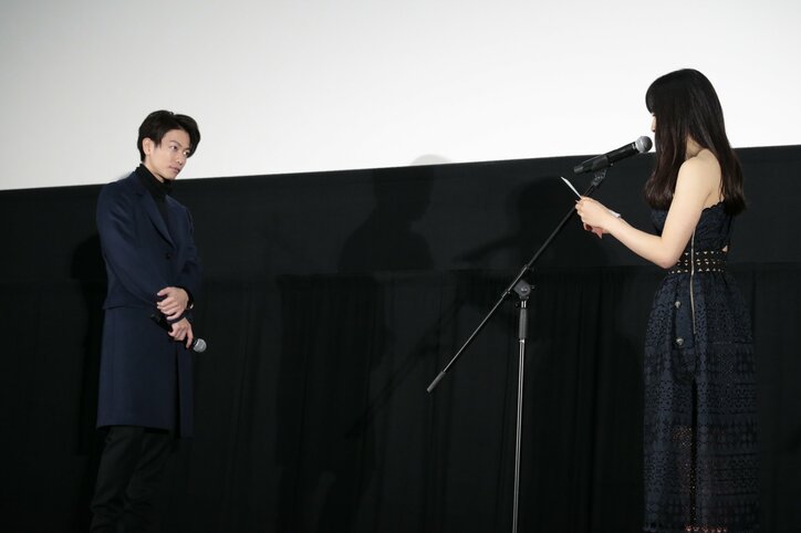 「変わらない愛はある！」佐藤健に土屋太鳳が送った感動の手紙