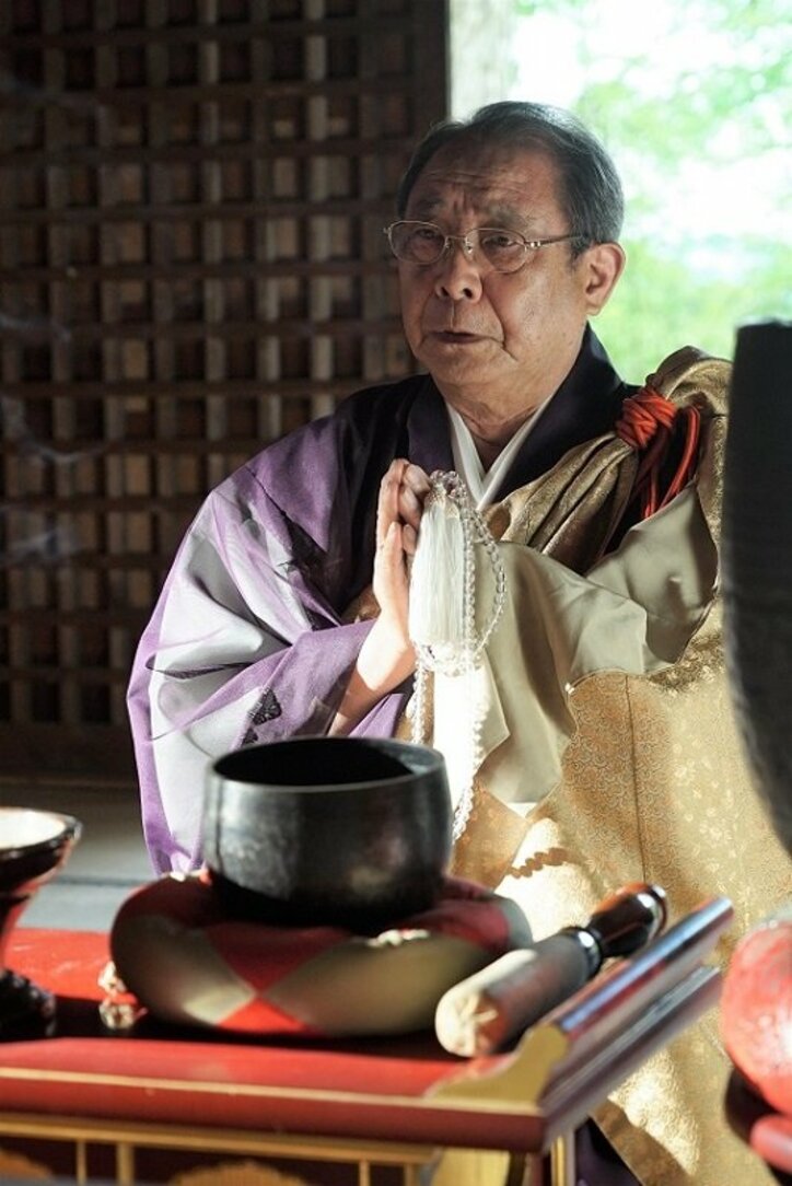 上川隆也、初挑戦のロッククライミングで20メートルの岸壁に挑む　ドラマ『遺留捜査』