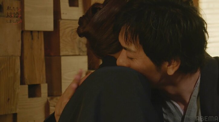 貴島明日香「これ話すと泣いちゃう…」泣きながら夫に語った仕事への本音、久保田悠来は優しくハグ『私たち結婚しました4』第8話