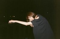 「はあ可愛い 」「一番美しい」武田玲奈、ファン悶絶のうなだれ見つめるショット