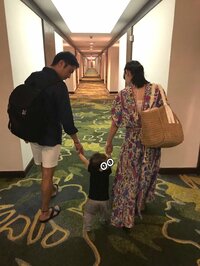 小崎陽一『ハードロックカフェ グアム』